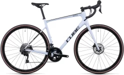 Cube Attain GTC Race Frostwhite'n'carbon