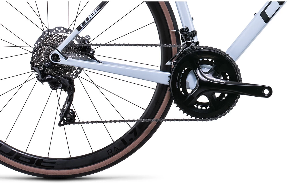 Cube Attain GTC Race Frostwhite'n'carbon 4 Cube Attain GTC Race Frostwhite'n'carbon - Image 4