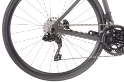 Orbea Orca M30i Carbon Raw/iridescent 14 Orbea Orca M30i Carbon Raw/iridescent -Professional Bicycle Store orbea orca m30i carbon raw iridescent 7