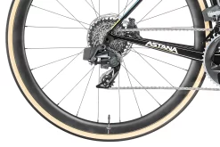 Wilier 0 SLR Disc Force AXS Velvet Red Matte 14 Wilier 0 SLR Disc Force AXS Velvet Red Matte -Professional Bicycle Store wilier 0 slr disc force axs astana pro team replica glossy 7 2