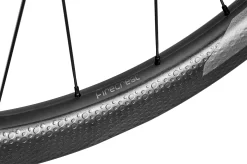 Zipp 303 Firecrest Disc Front Wheel 27.5" 12x100mm SRAM/Shimano Road TLR Carbon Black 7 Zipp 303 Firecrest Disc Front Wheel 27.5" 12x100mm SRAM/Shimano Road TLR Carbon Black -Professional Bicycle Store zipp 303 firecrest disc front wheel 275 12x100mm sram shimano road tlr carbon black 3